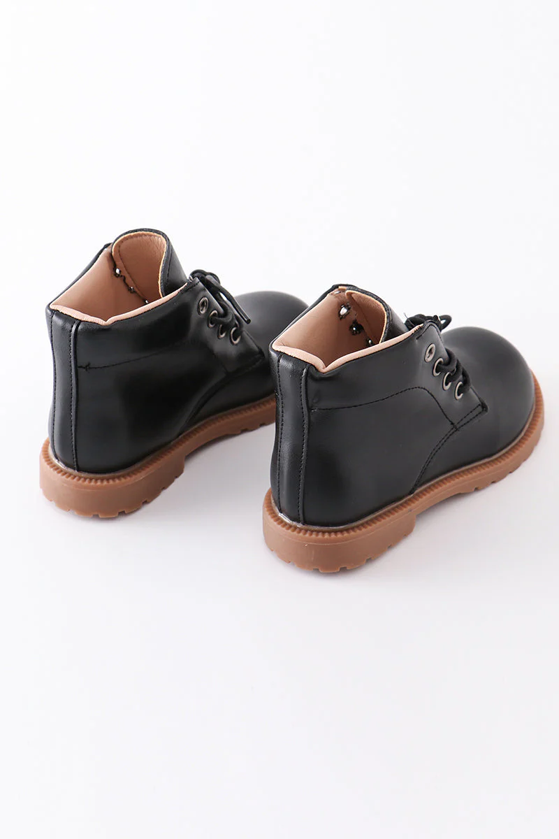 Black lace up bootie - Image 4