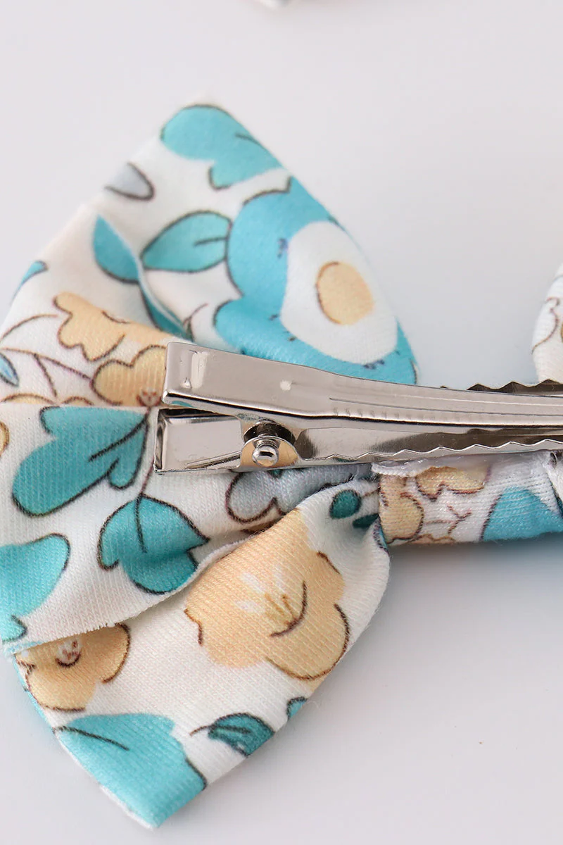 Blue aqua meadow girl piggie hair bow - Image 4