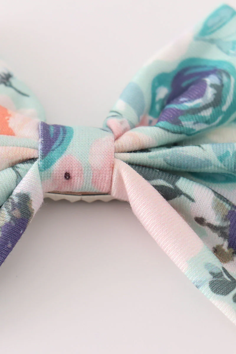 Green garden serenity print girl piggie hair bow - Image 4