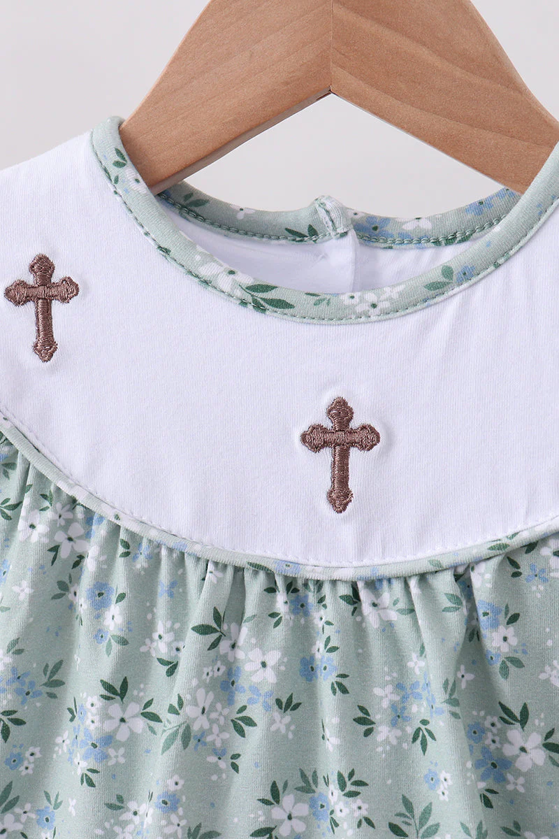 Sage floral cross embroidery ruffle shorts set - Image 5