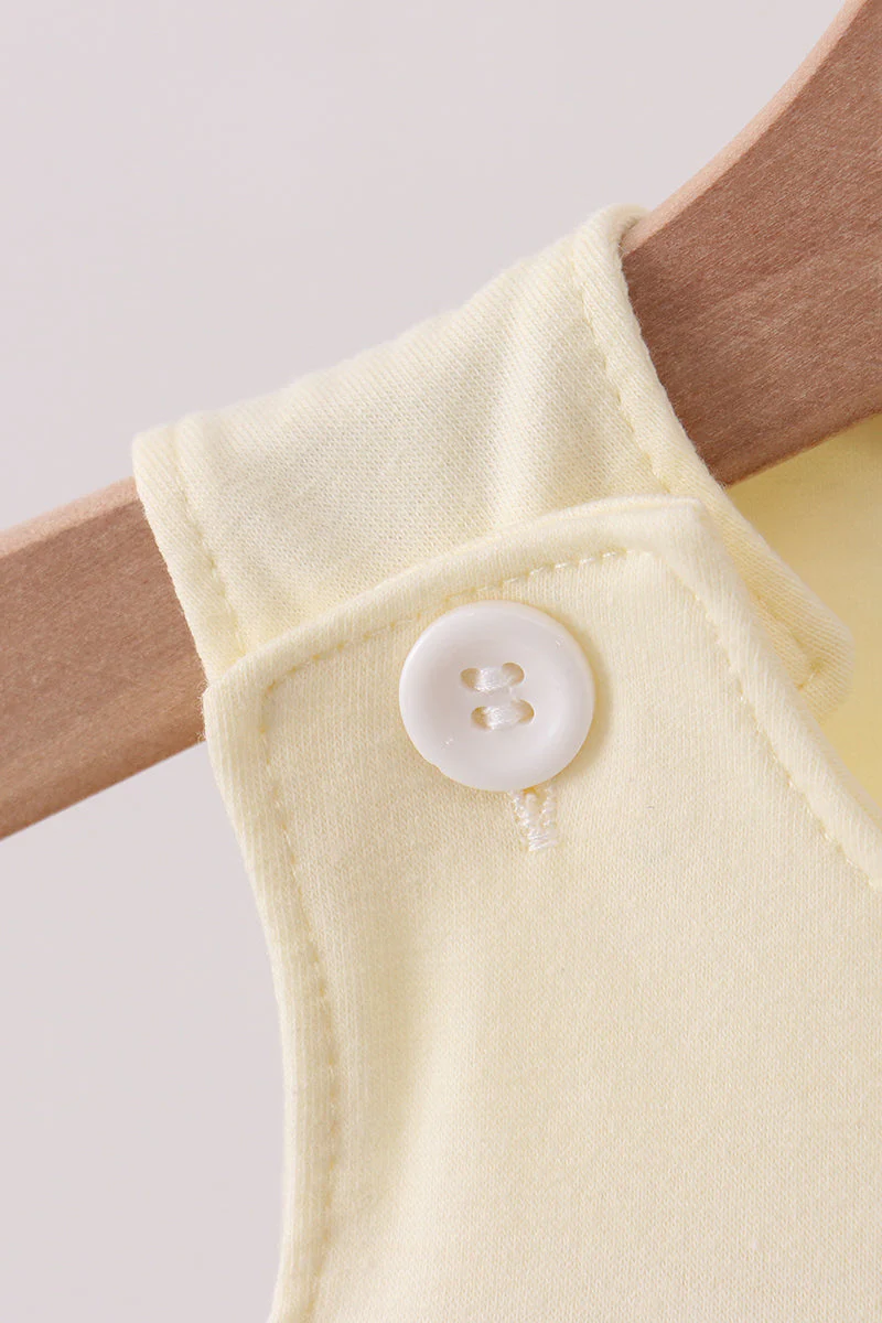 Yellow cross sheep embroidery bubble - Image 3